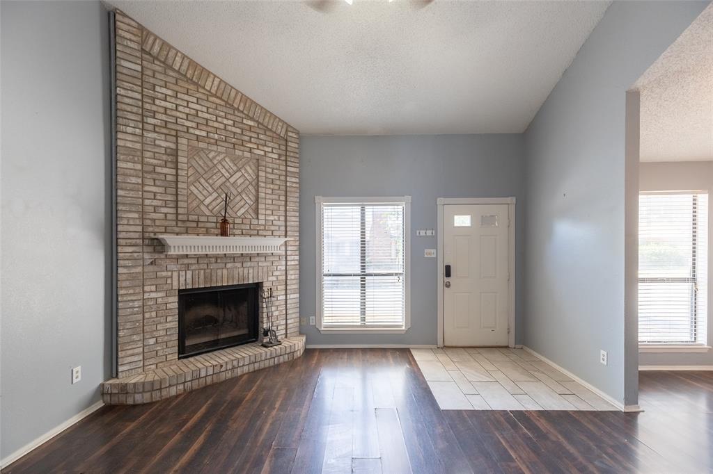3198 Chimney Circle Property Photo 3