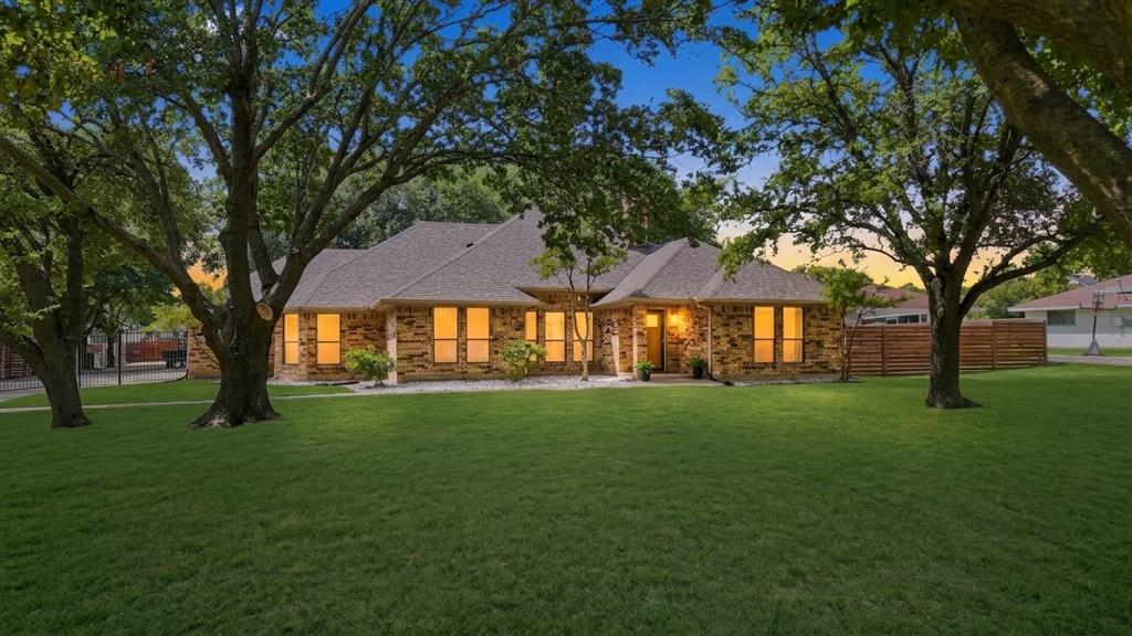14050 Red Oak Circle Property Photo 1