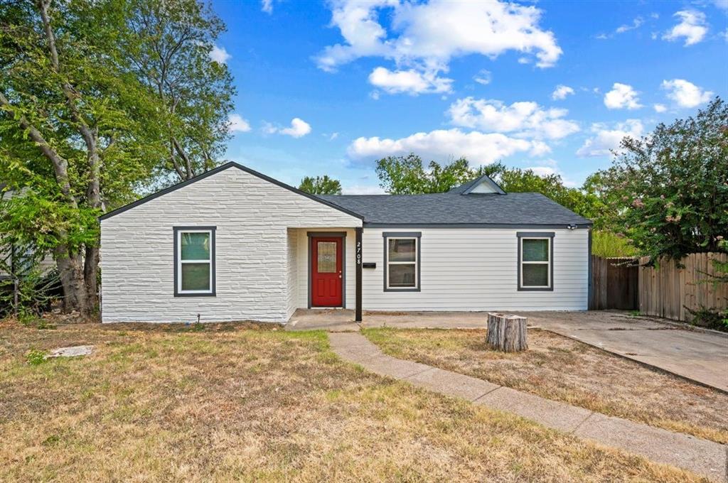 2708 Burchill Road Property Photo 1