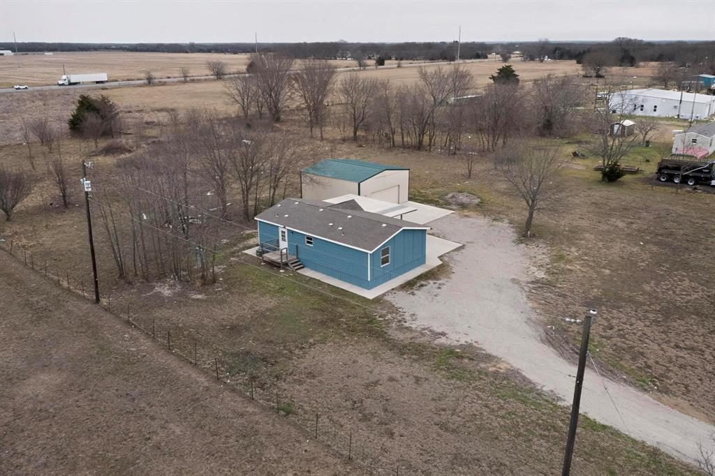 6553 Private Road 2270 Property Photo 20