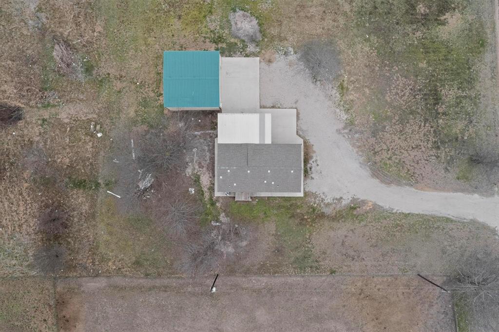 6553 Private Road 2270 Property Photo 30