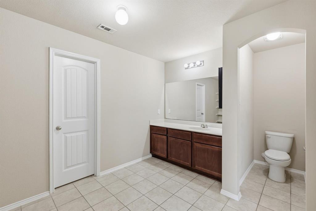 2334 Triston Street Property Photo 25