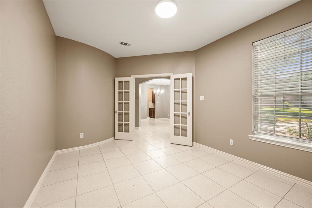 6201 Crator Drive Property Photo 10