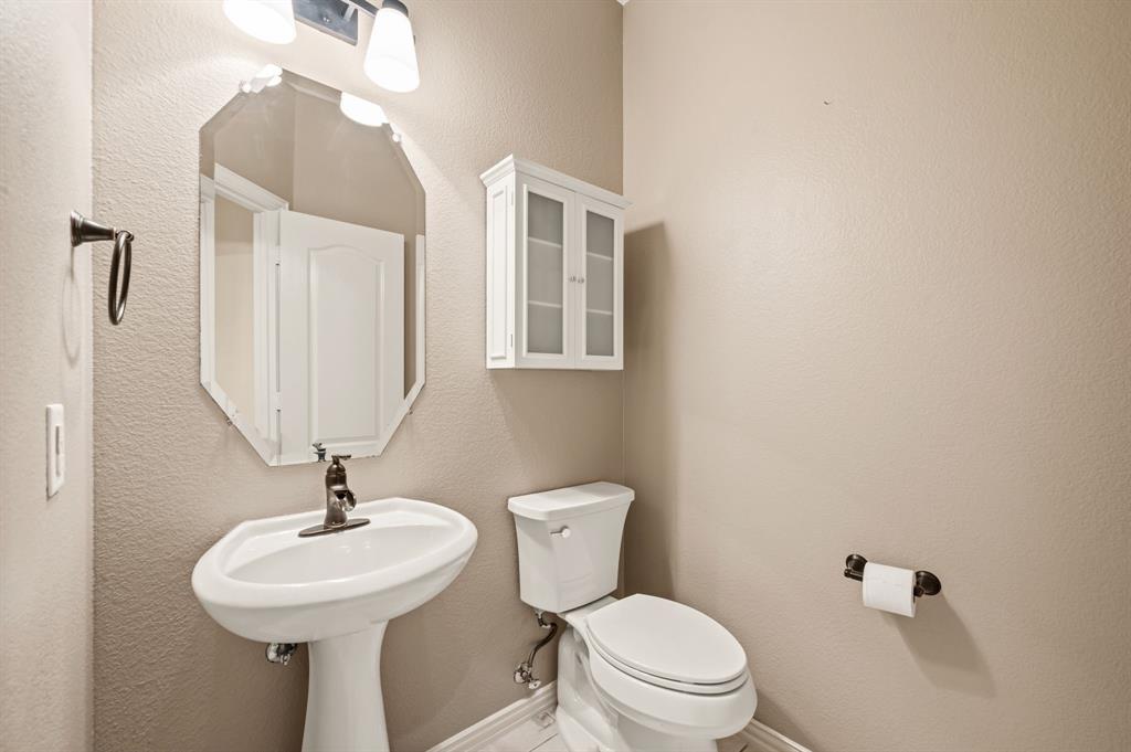6201 Crator Drive Property Photo 23