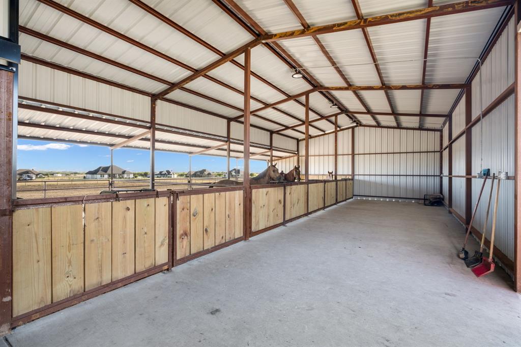 114 Chisos Drive Property Photo 2