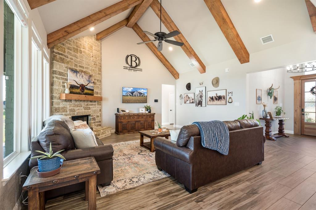 114 Chisos Drive Property Photo 8