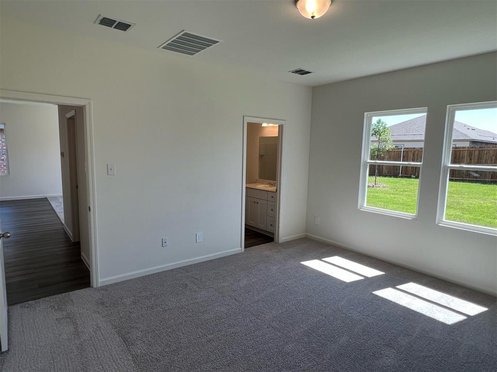 752 Richmond Drive Property Photo 15