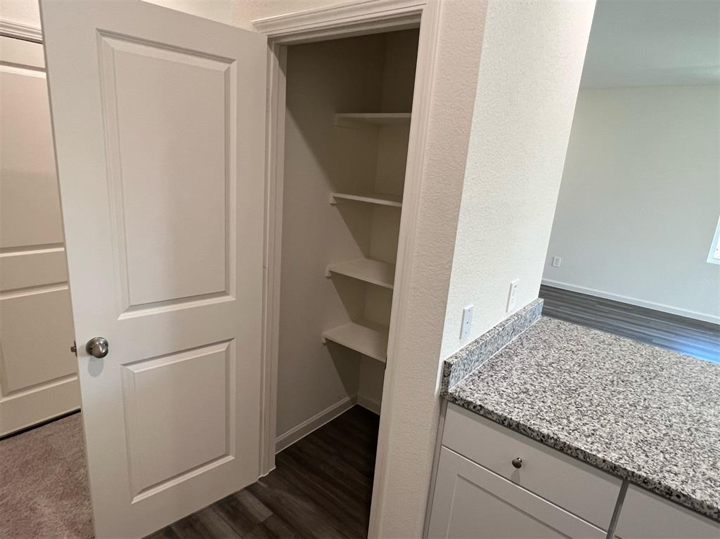 752 Richmond Drive Property Photo 20