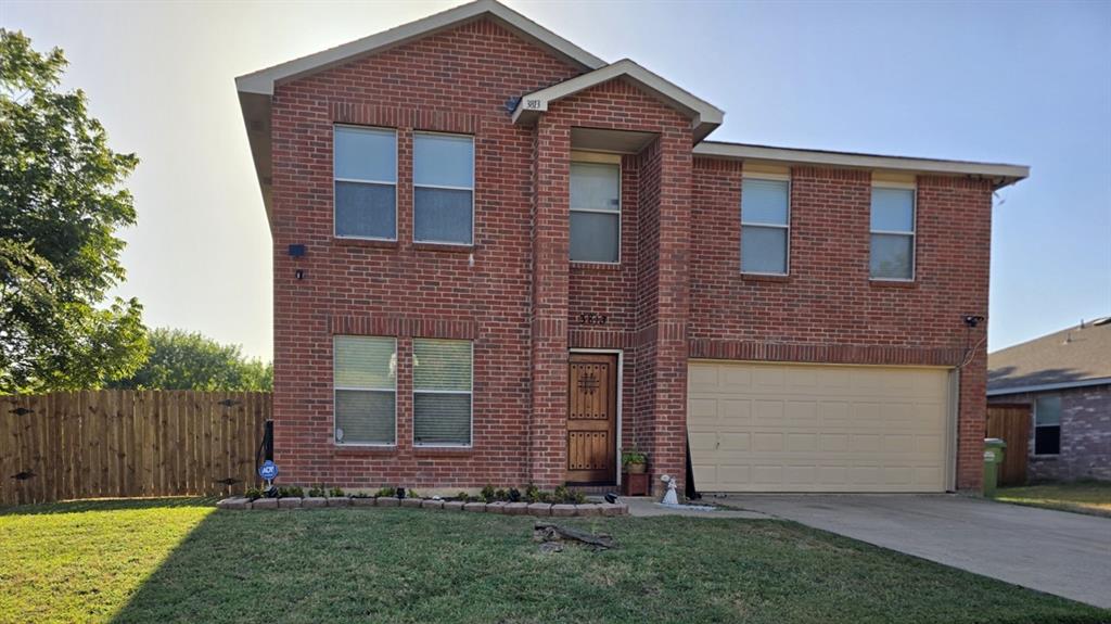 3813 Summer Hill Drive Property Photo 1
