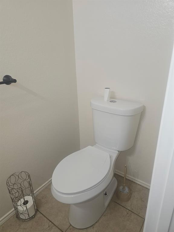 3813 Summer Hill Drive Property Photo 12