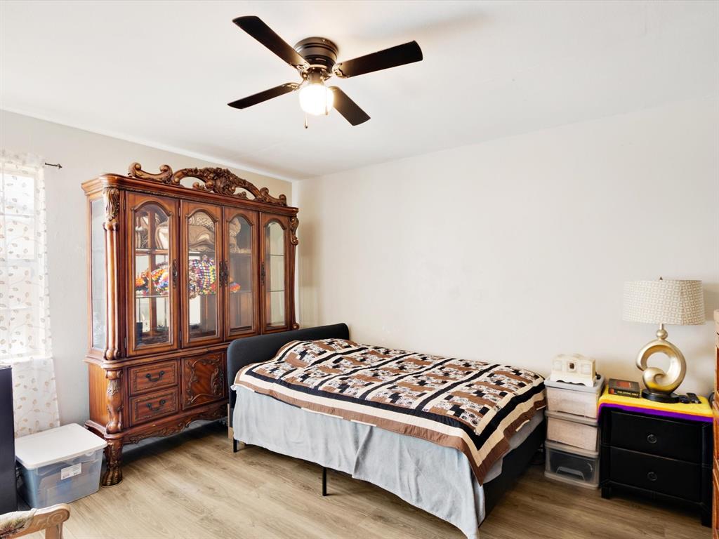 3760 Stagecoach Trail Property Photo 3