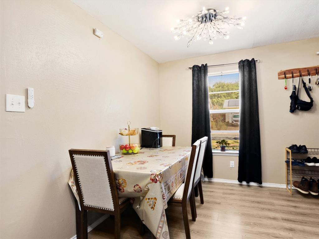 3760 Stagecoach Trail Property Photo 10