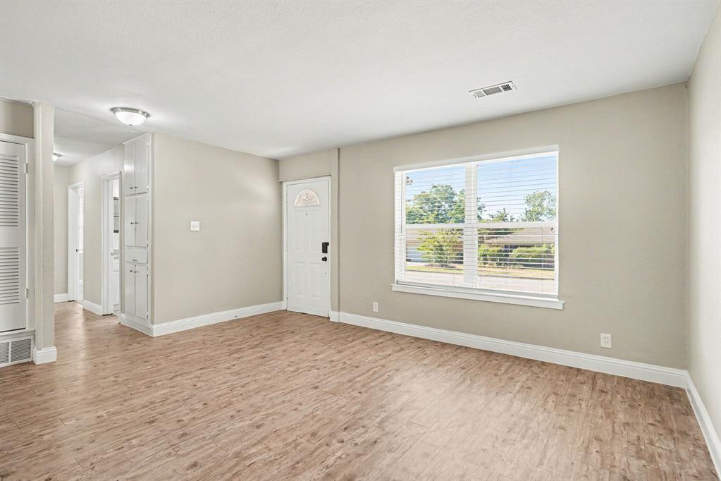6705 Yosemite Drive Property Photo 5