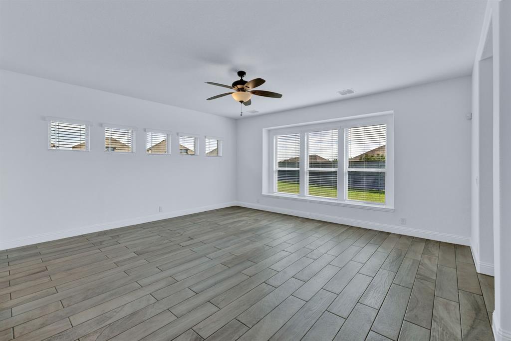 7521 Windy Meadow Drive Property Photo 13