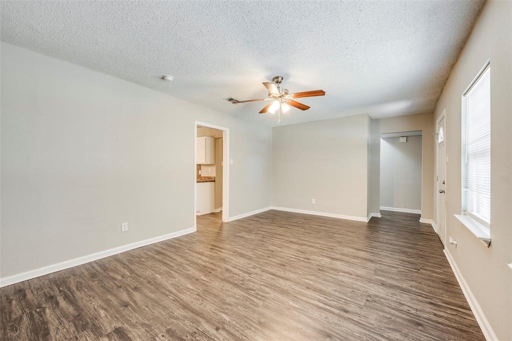 601 Biggs Terrace Property Photo 6