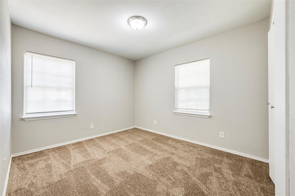601 Biggs Terrace Property Photo 20
