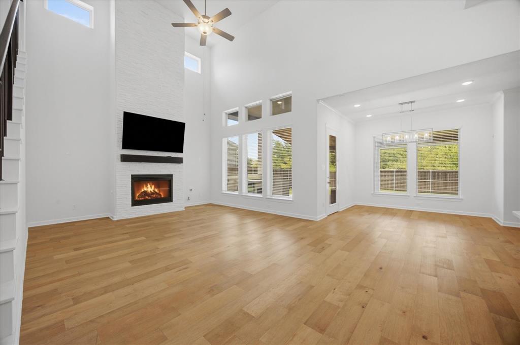 1815 Navarre Way Property Photo 10