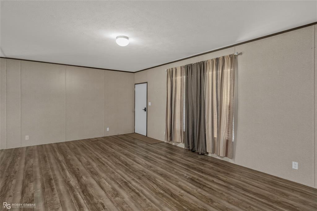 313 Cass Pvt Drive Property Photo 8