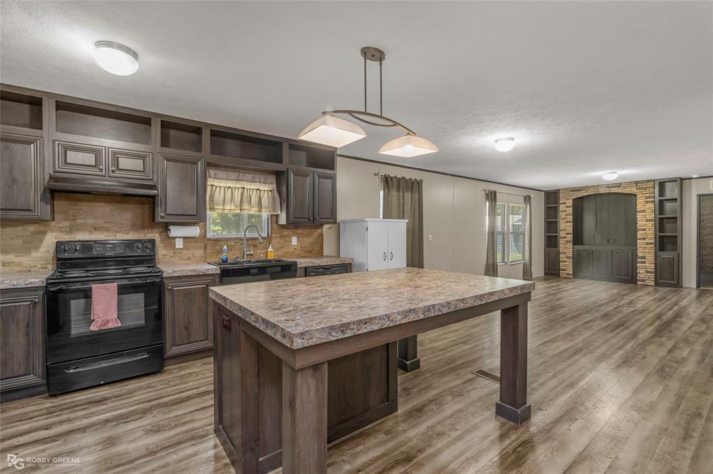 313 Cass Pvt Drive Property Photo 12