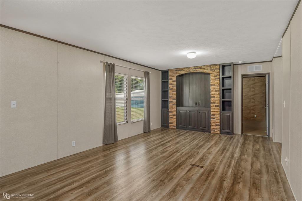313 Cass Pvt Drive Property Photo 14