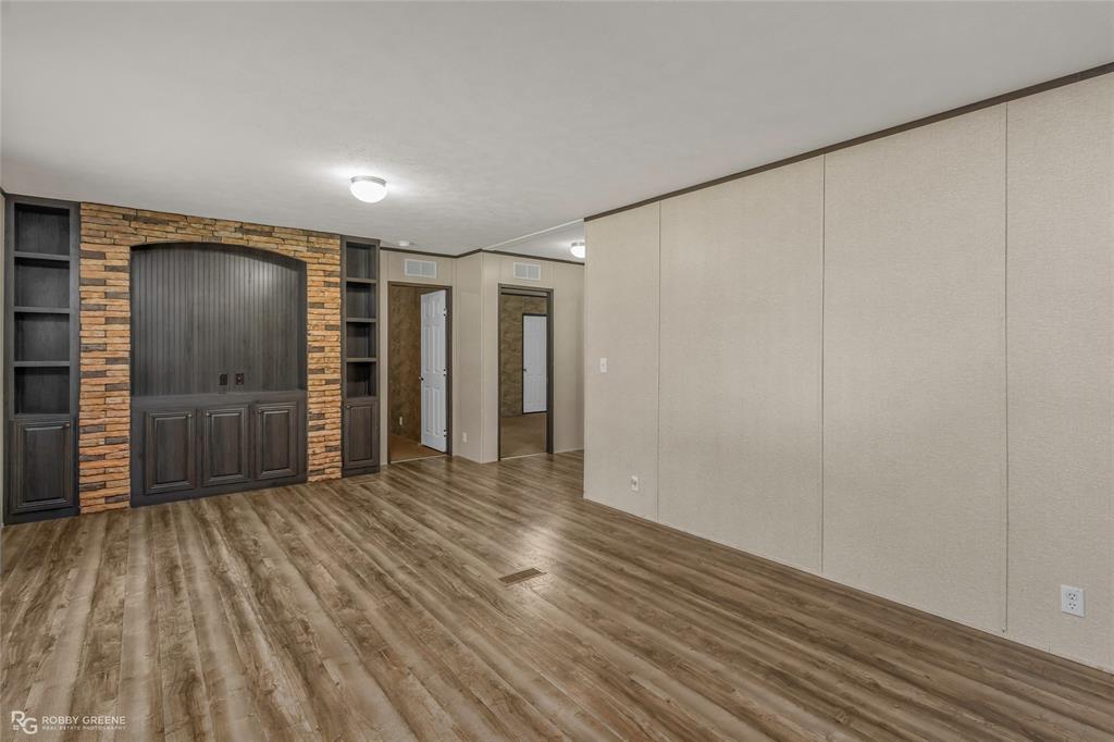 313 Cass Pvt Drive Property Photo 15