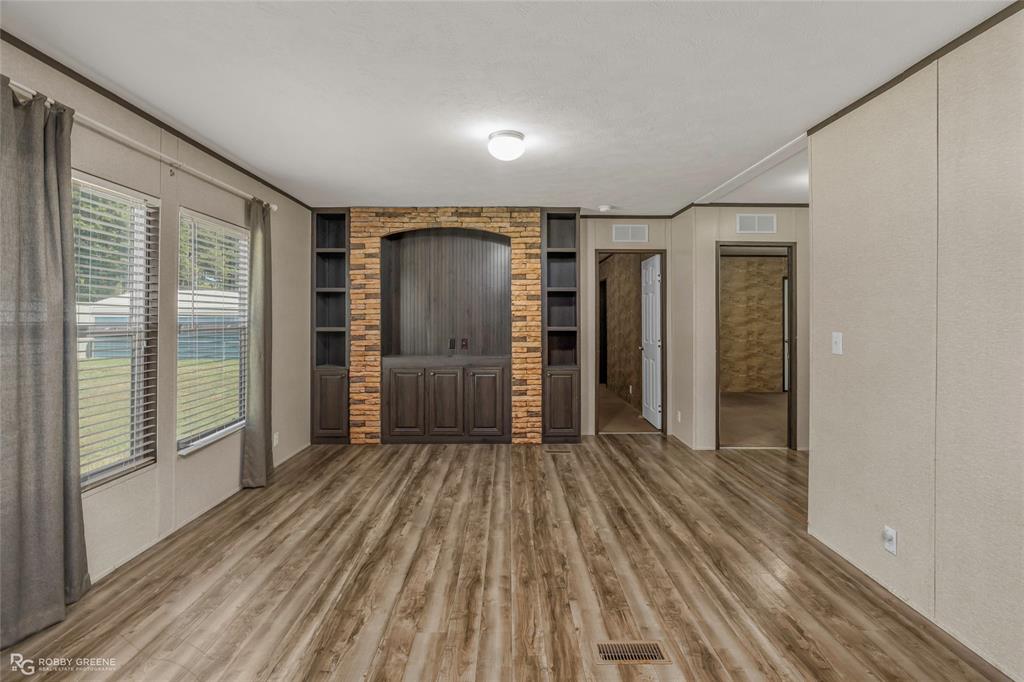 313 Cass Pvt Drive Property Photo 16