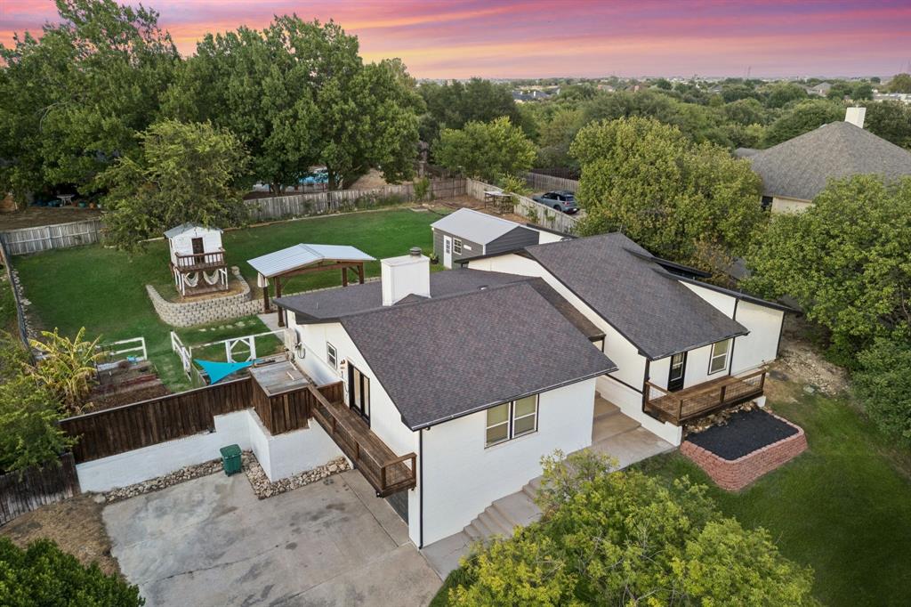8724 Overland Drive Property Photo 3