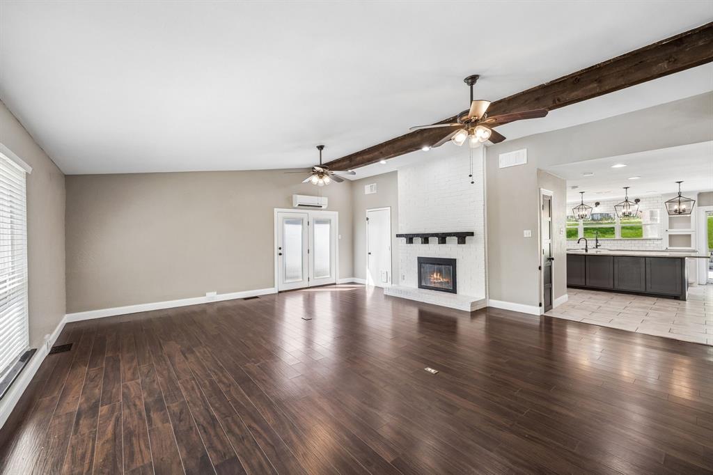 8724 Overland Drive Property Photo 10