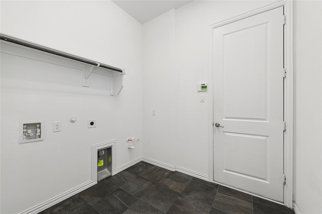 2821 Adon Springs Lane Property Photo 24