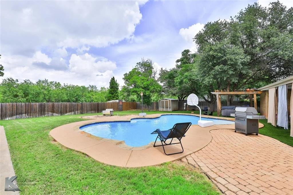 718 Green Valley Drive Property Photo 25