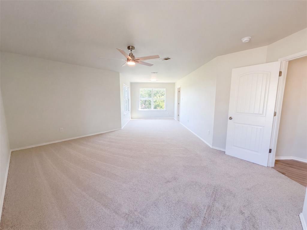3933 Grizzly Hills Circle Property Photo 13