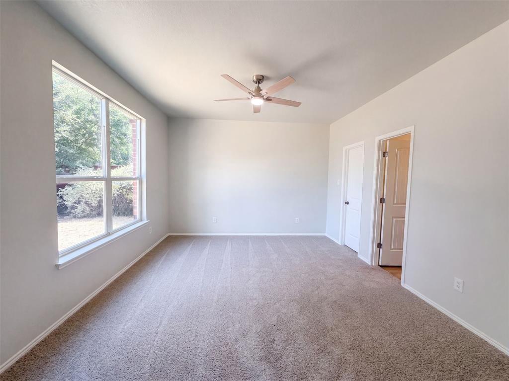 3933 Grizzly Hills Circle Property Photo 15