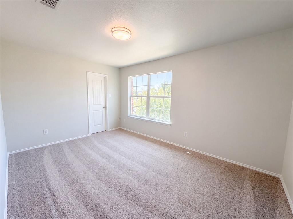 3933 Grizzly Hills Circle Property Photo 18