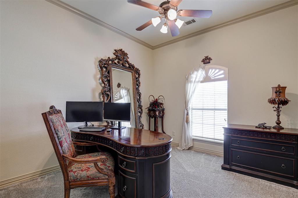 2141 Farrington Lane Property Photo 5