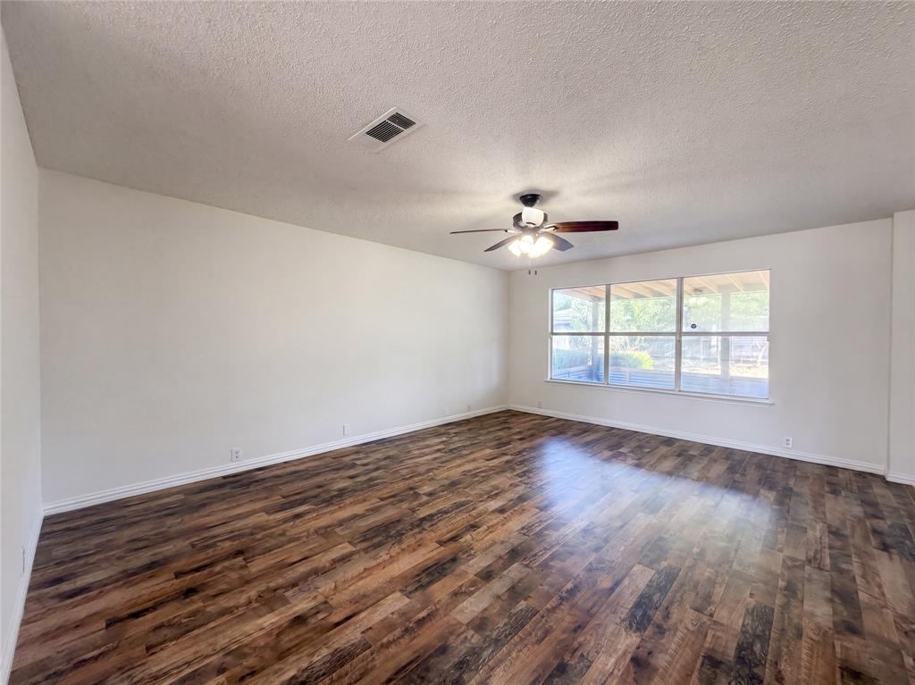 4325 Falcon Drive Property Photo 7