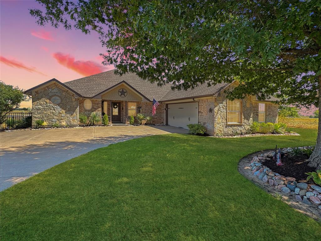 7205 Muirfield Drive Property Photo 1