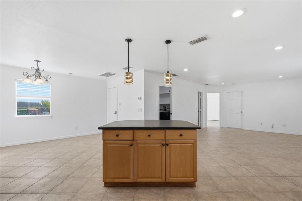 633 Rose Garden Drive 2 Property Photo 11