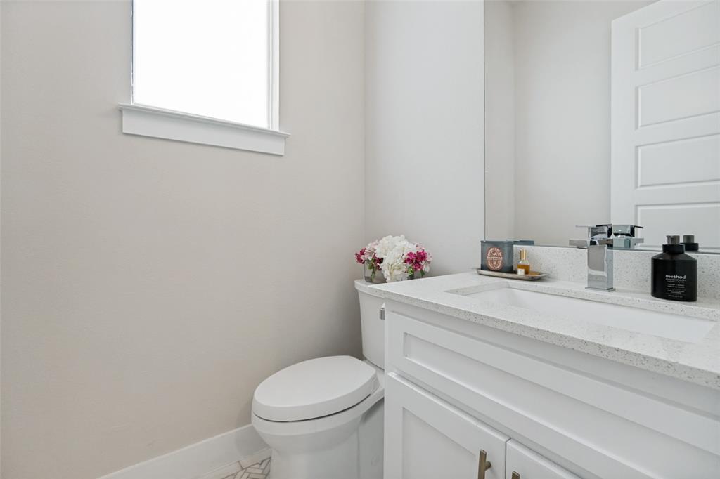 4522 Deere Street 102 Property Photo 16