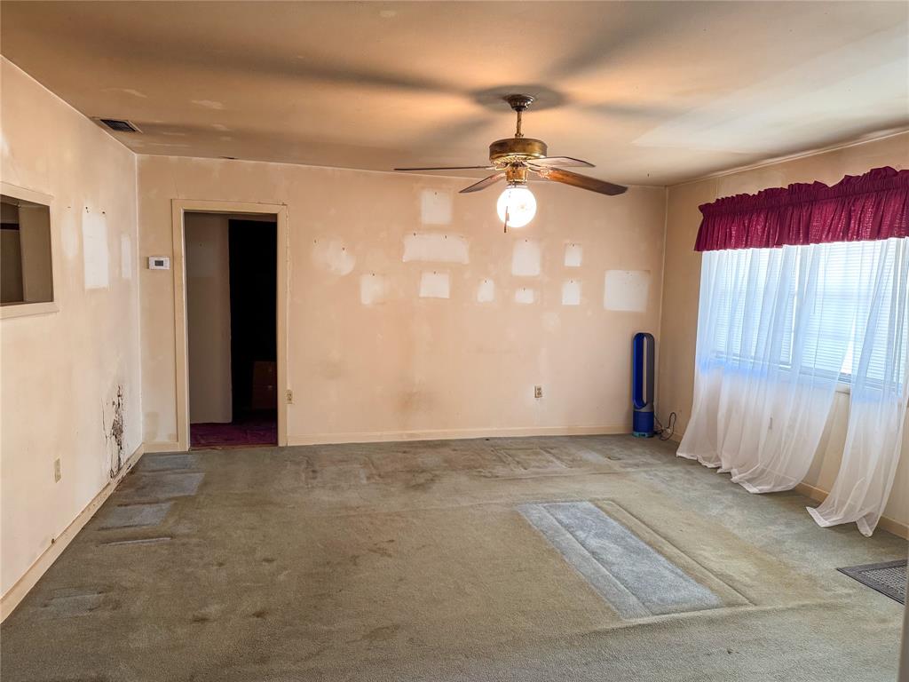 504 S Hall Street Property Photo 7
