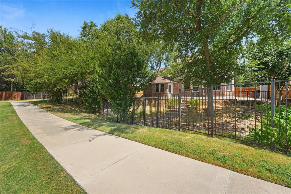 7800 Brookview Drive Property Photo 27