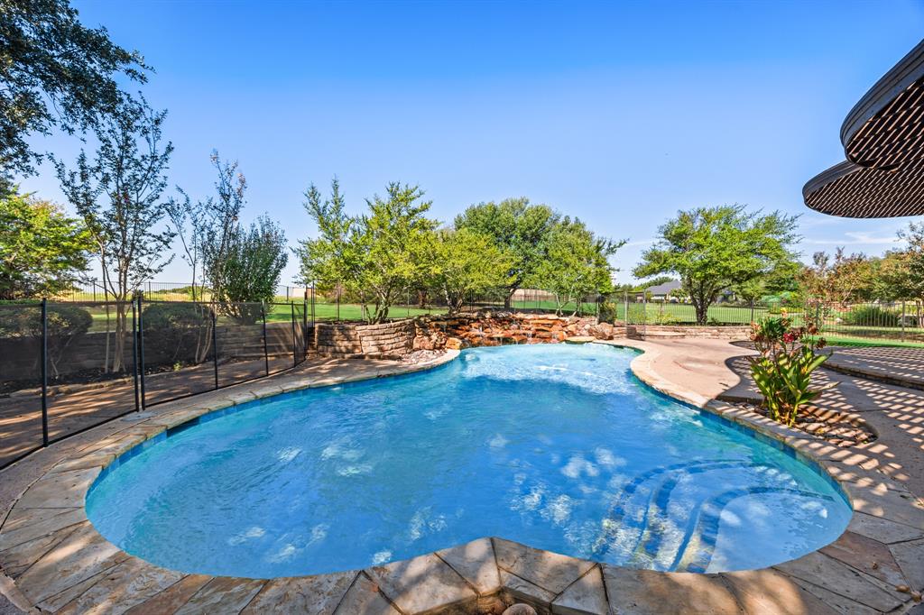 148 Stoneleigh Drive Property Photo 34