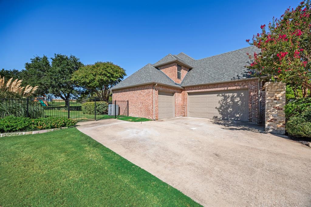 148 Stoneleigh Drive Property Photo 36