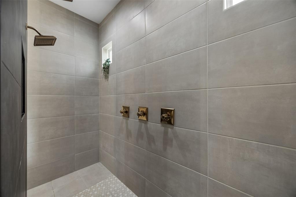 1032 Bluebonnet Ridge Property Photo 21
