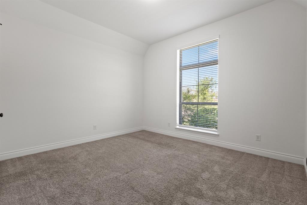 960 Knoxbridge Road Property Photo 11