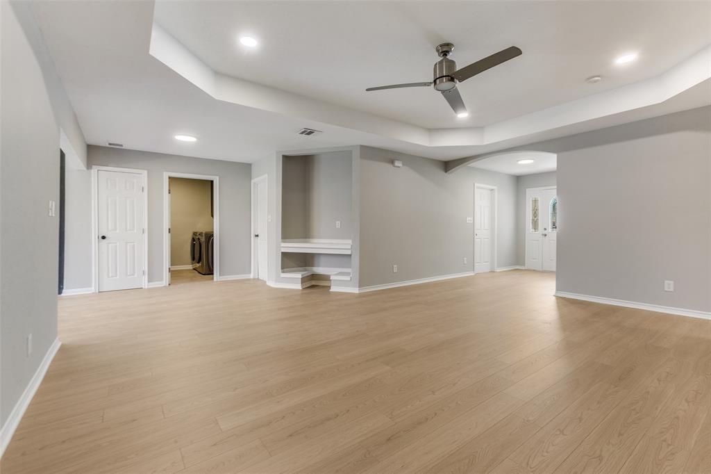 1205 Briarcove Drive Property Photo 7