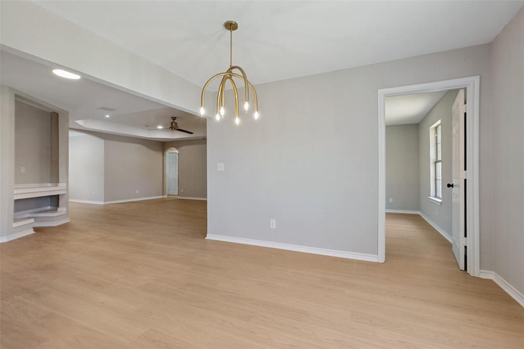 1205 Briarcove Drive Property Photo 9