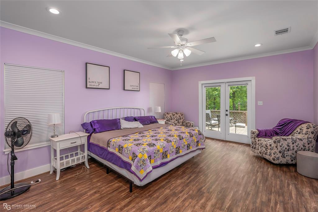 1072 Featherston Road Property Photo 25