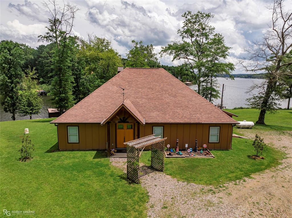 1072 Featherston Road Property Photo 37