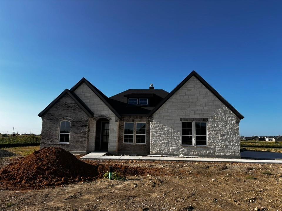 141 Pheasant Run Drive Property Photo 1