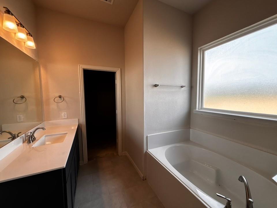 141 Pheasant Run Drive Property Photo 10